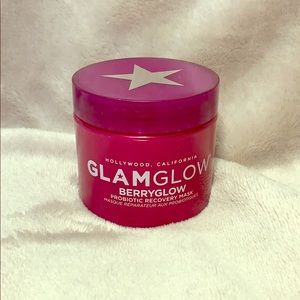 GLAMGLOW Berryglow